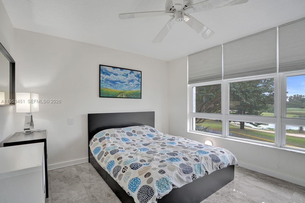 NO 22 PALM-AIRE COUNTRY C - Residential