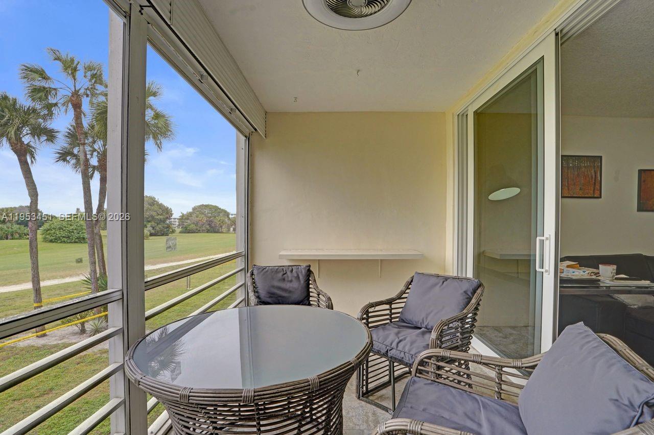 NO 22 PALM-AIRE COUNTRY C - Residential