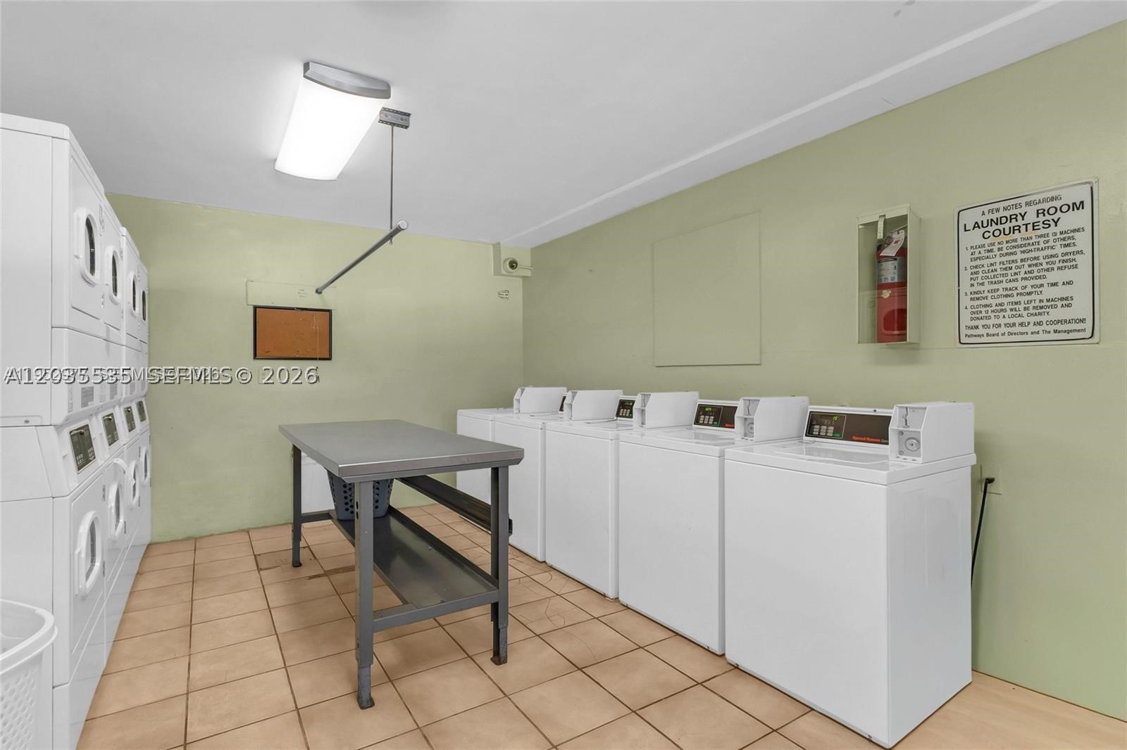 PATHWAYS CONDO - Residential Lease