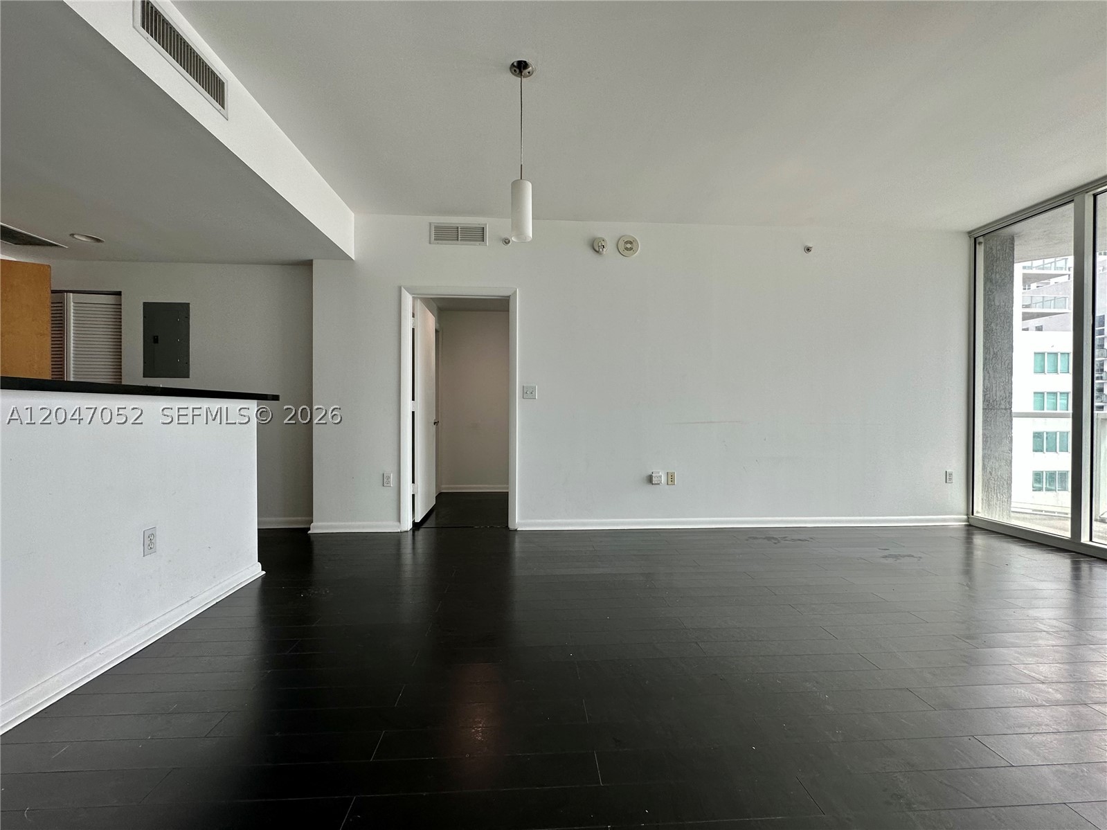 VIZCAYNE NORTH CONDO - Residential Lease