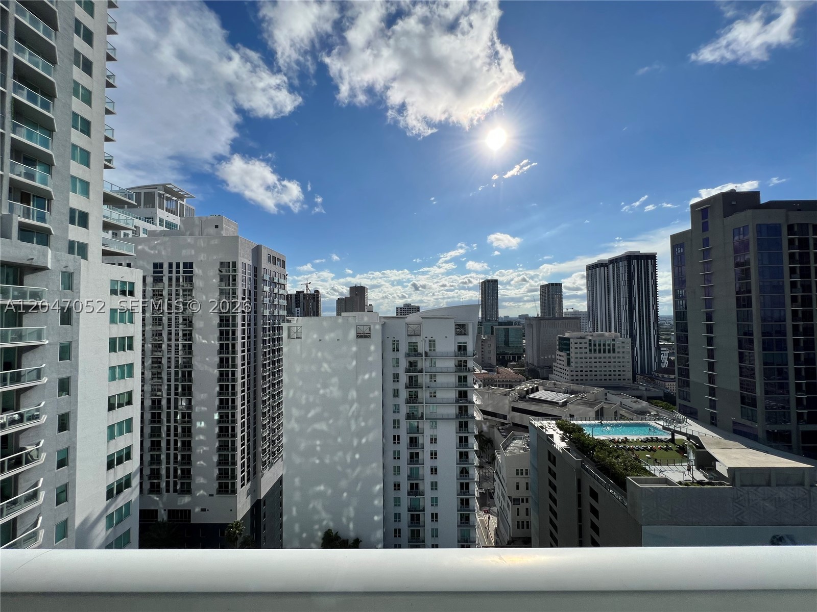 VIZCAYNE NORTH CONDO - Residential Lease