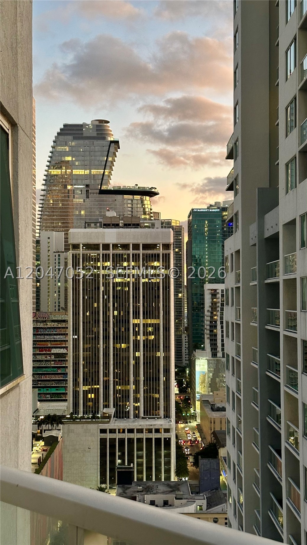 VIZCAYNE NORTH CONDO - Residential Lease