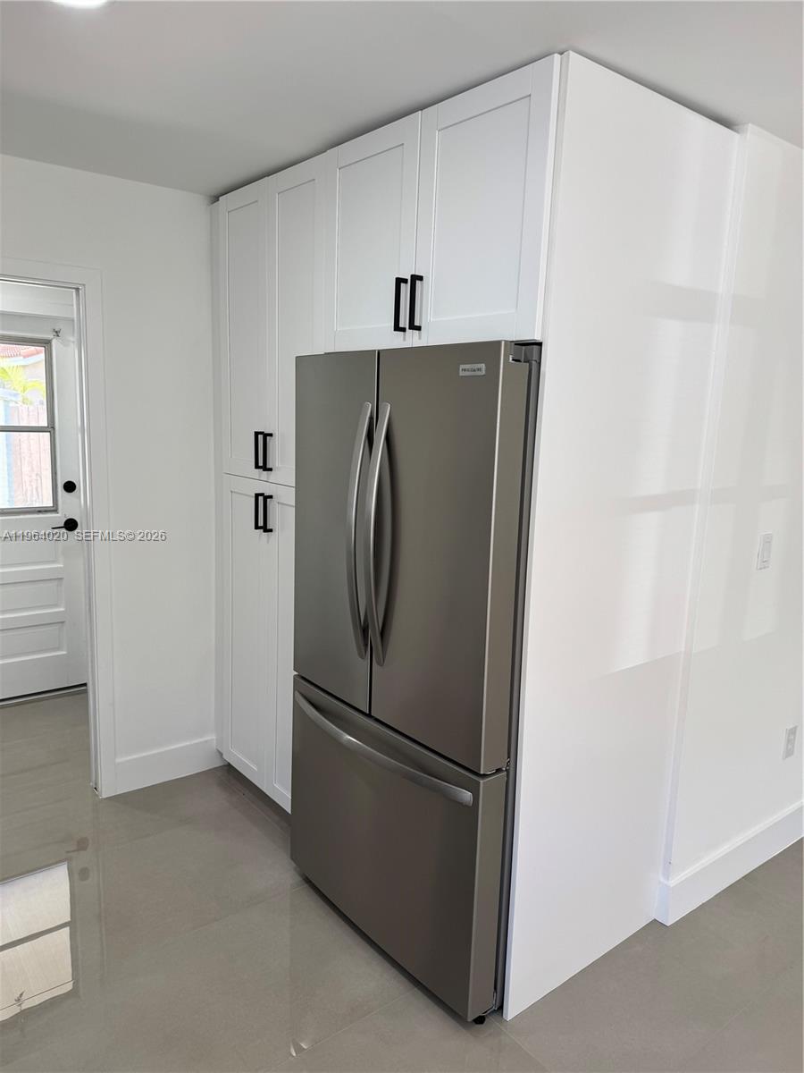 LEOMAR HOMES - Residential