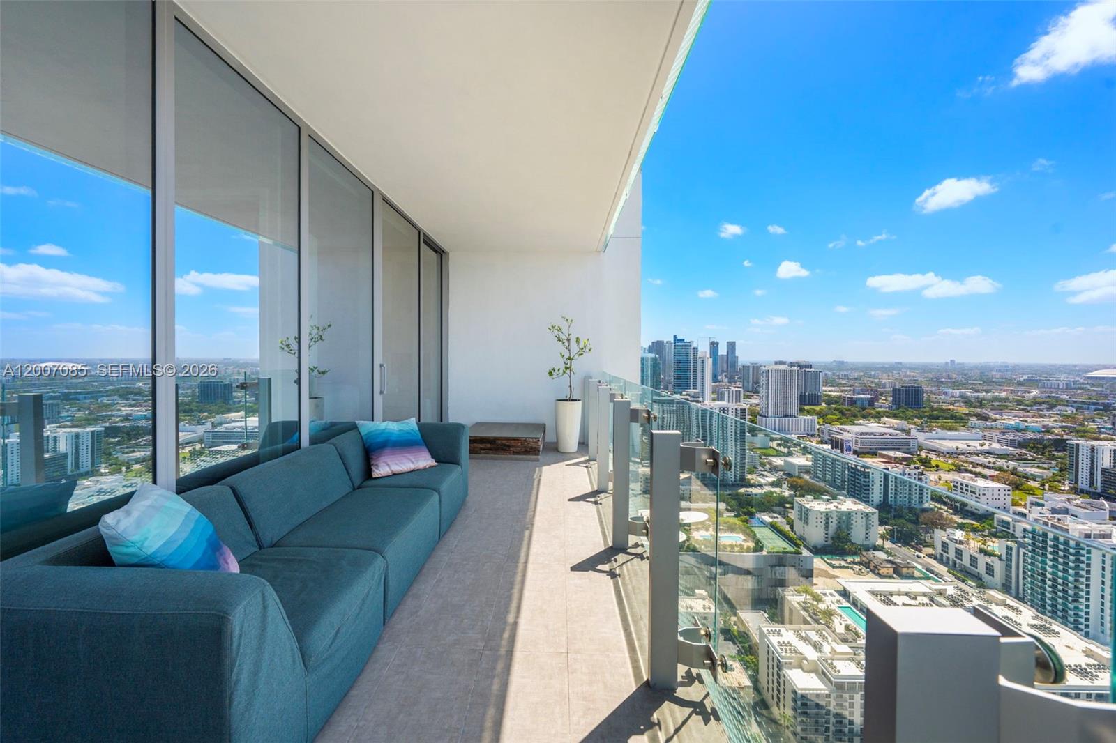ESCOTTONIA PARK - Residential