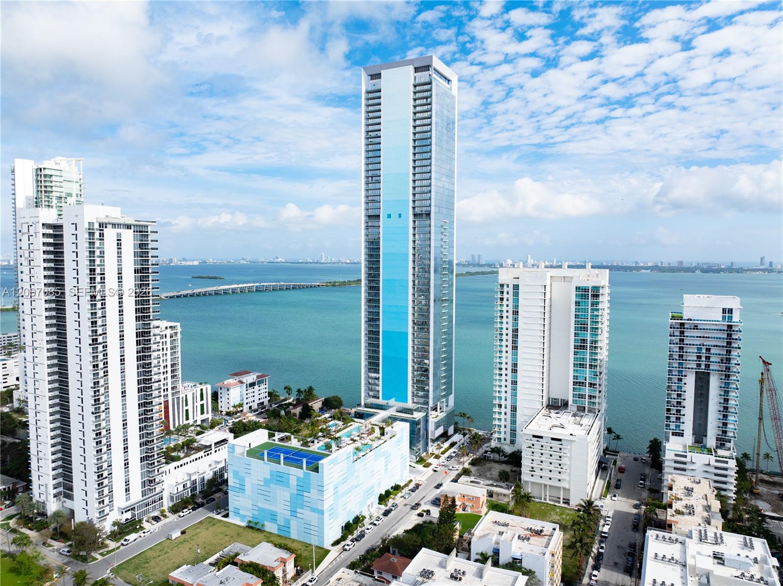ESCOTTONIA PARK - Residential