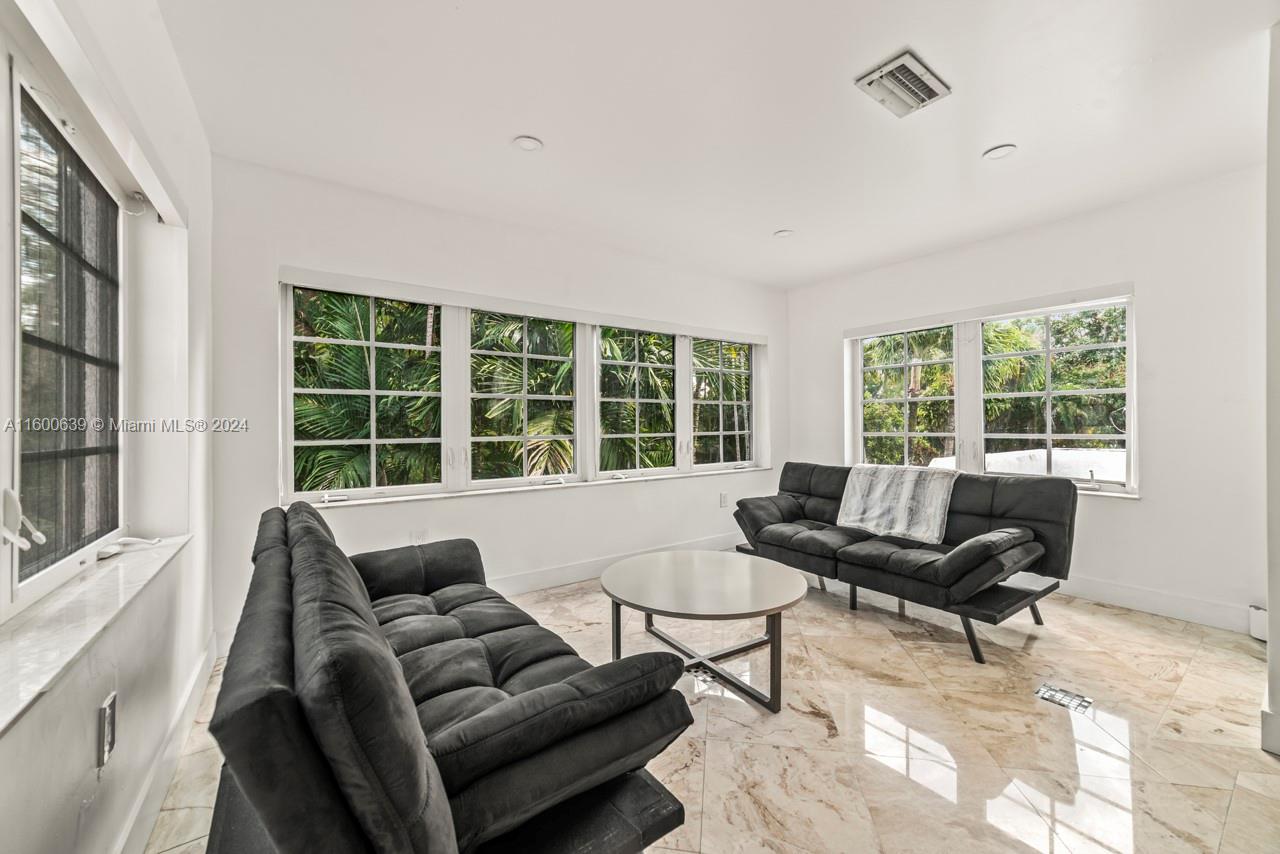 BAYSHORE REV - Residential Lease