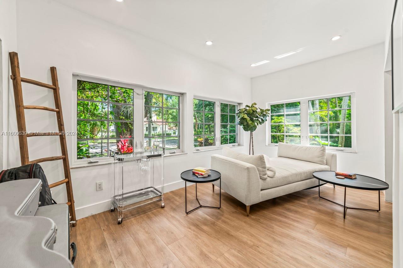 BAYSHORE REV - Residential Lease