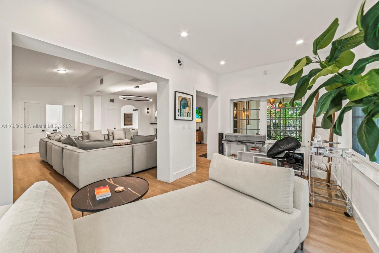 BAYSHORE REV - Residential Lease