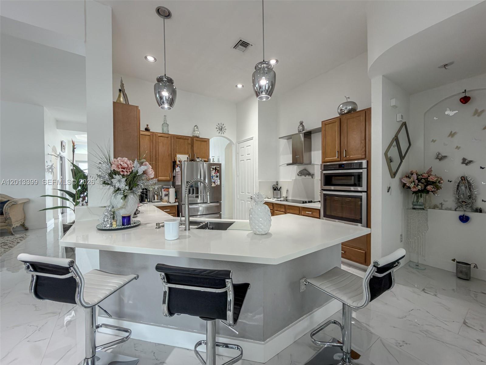 RESERVE AT HUNTINGTON 174 - Residential