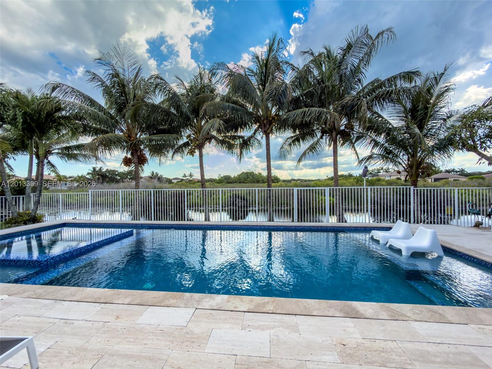 RESERVE AT HUNTINGTON 174 - Residential