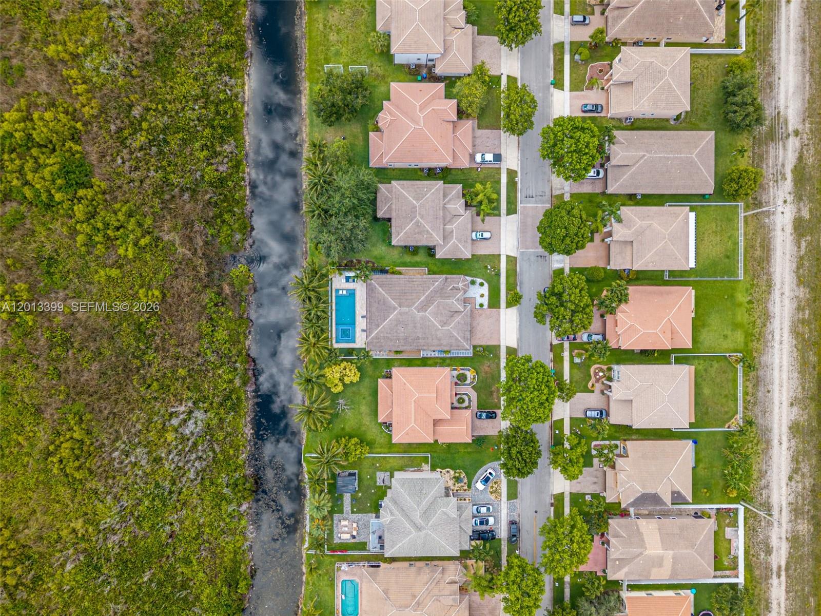 RESERVE AT HUNTINGTON 174 - Residential