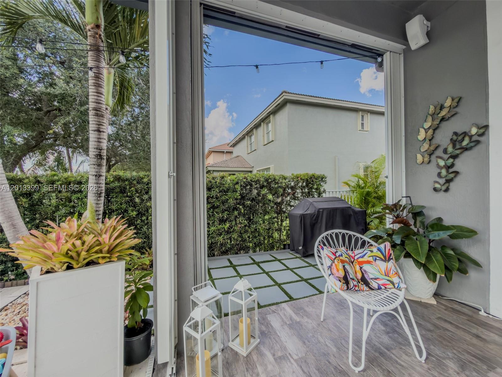 RESERVE AT HUNTINGTON 174 - Residential