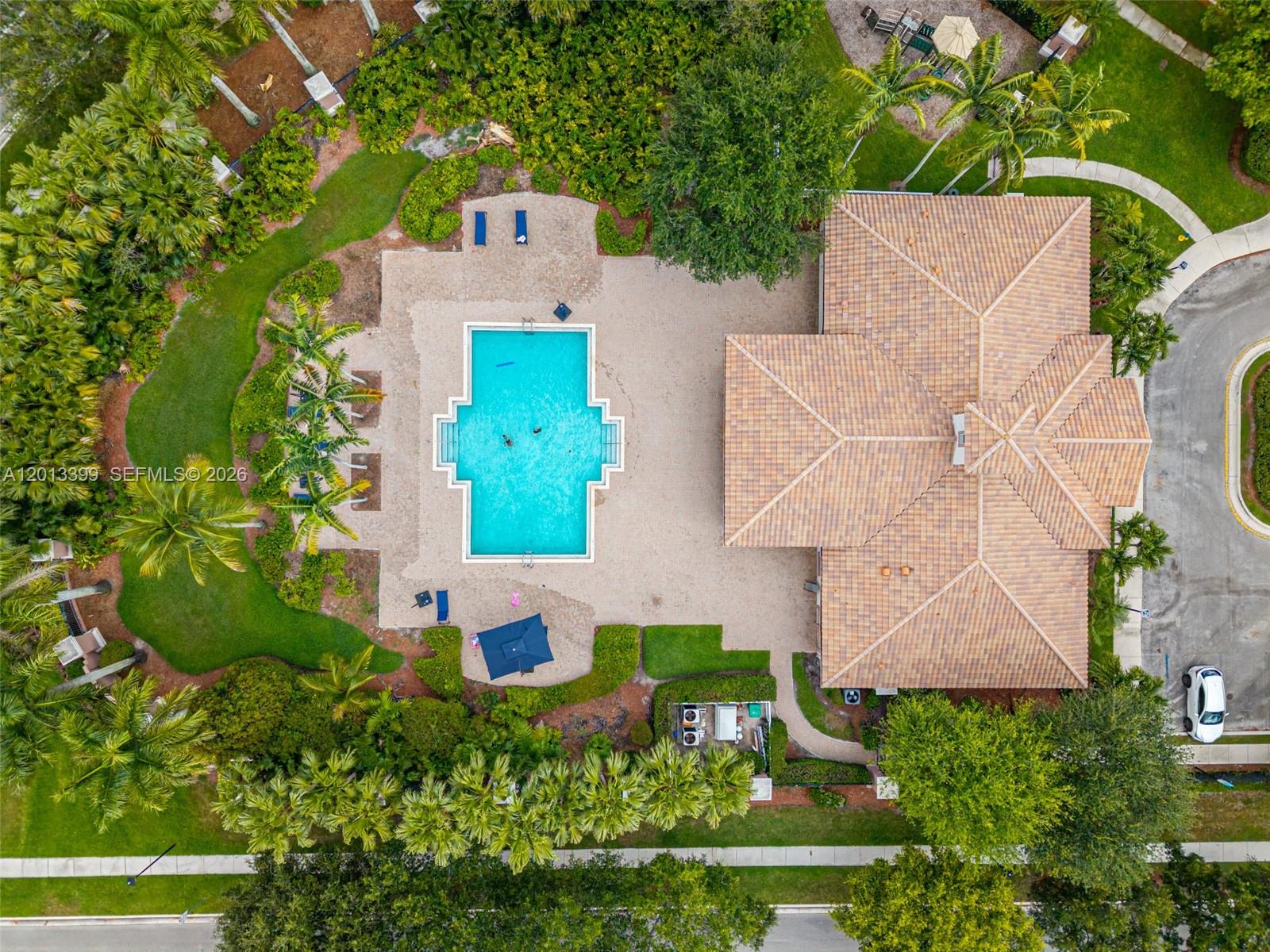 RESERVE AT HUNTINGTON 174 - Residential