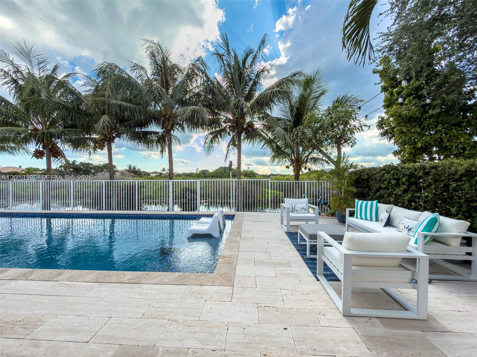 RESERVE AT HUNTINGTON 174 - Residential