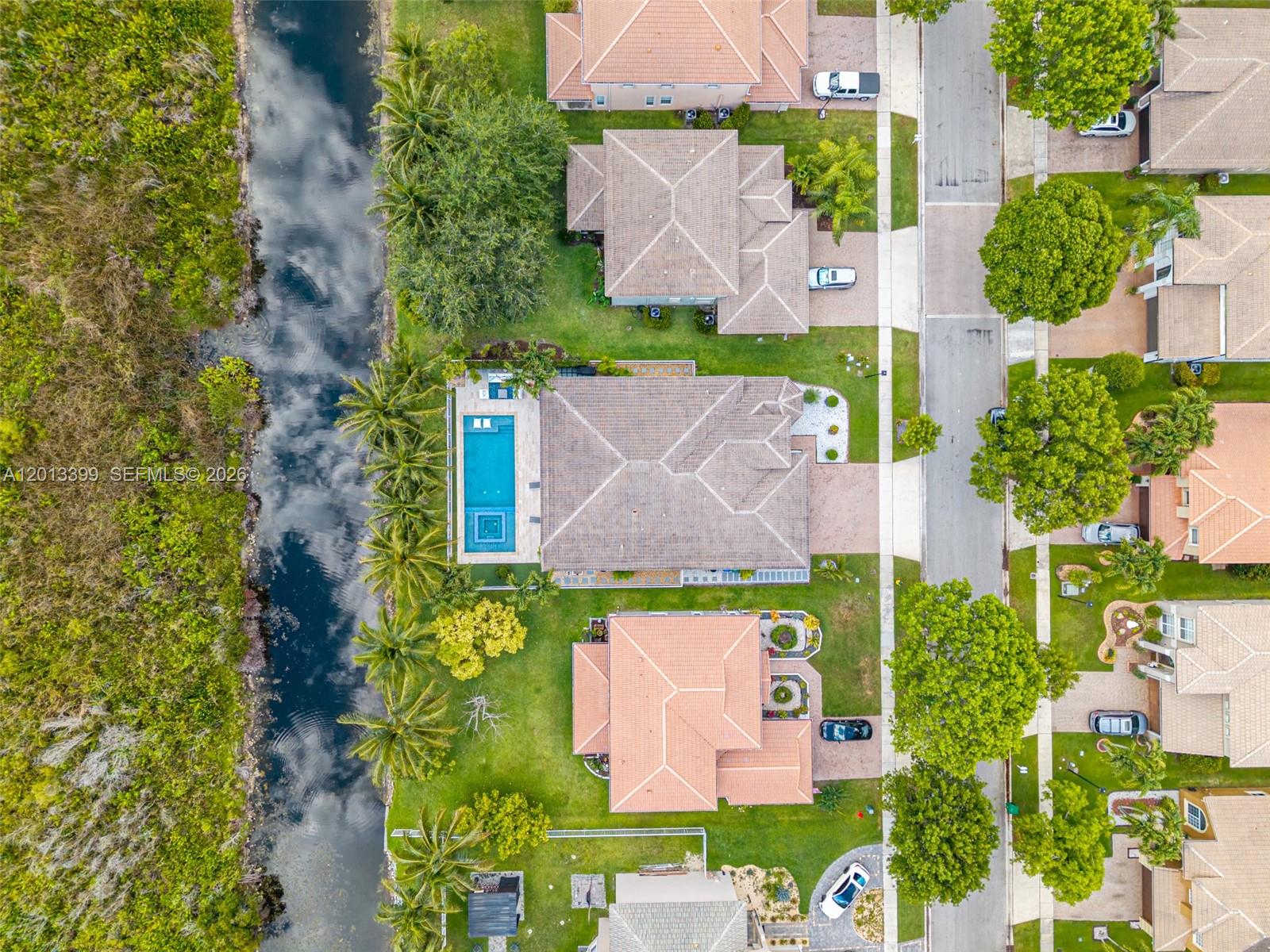 RESERVE AT HUNTINGTON 174 - Residential