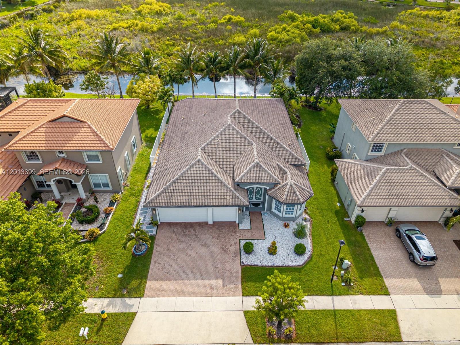 RESERVE AT HUNTINGTON 174 - Residential