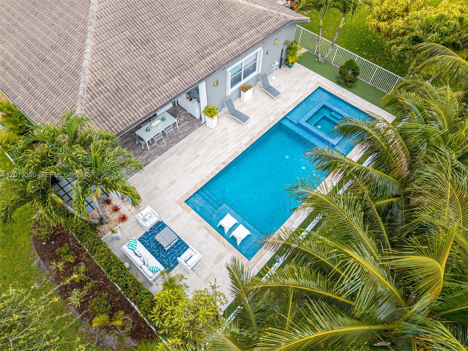 RESERVE AT HUNTINGTON 174 - Residential