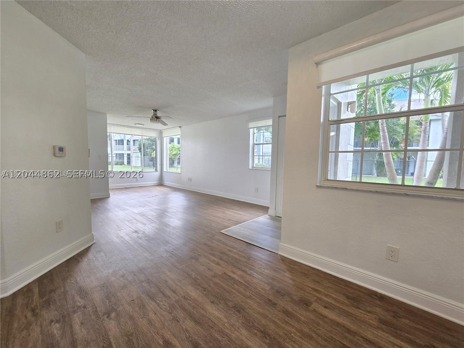 LAKEVIEW CLUB CONDO - Residential Lease