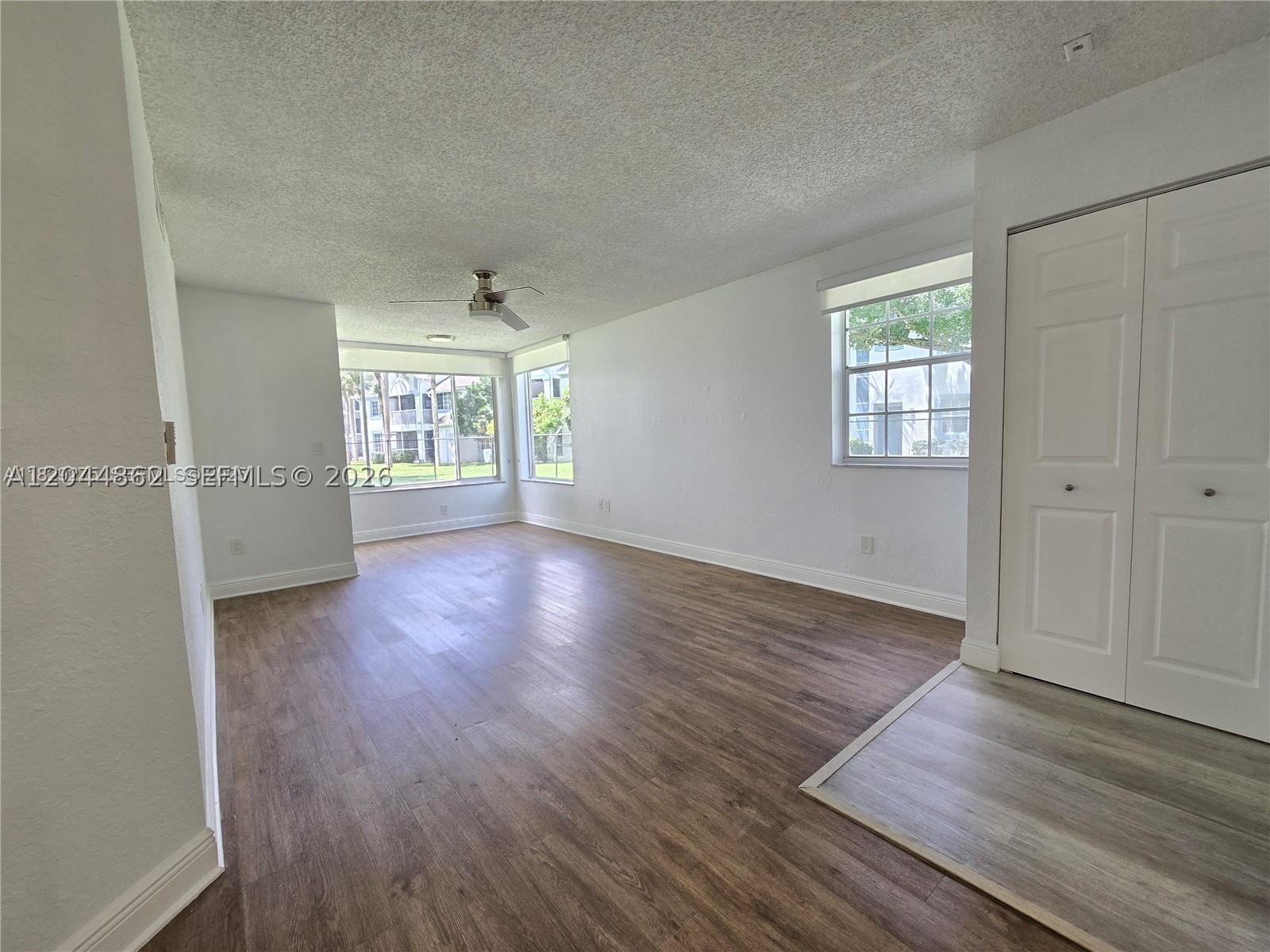 LAKEVIEW CLUB CONDO - Residential Lease