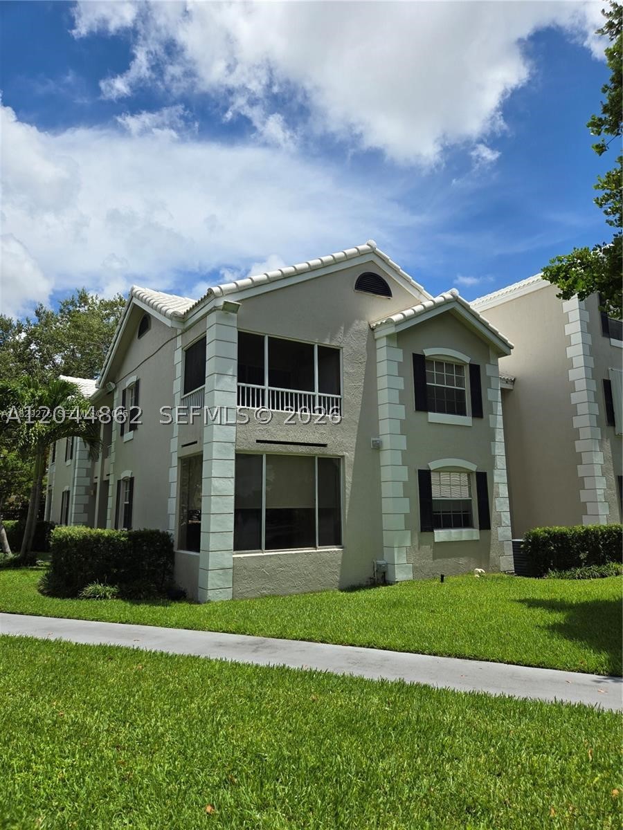 LAKEVIEW CLUB CONDO - Residential Lease