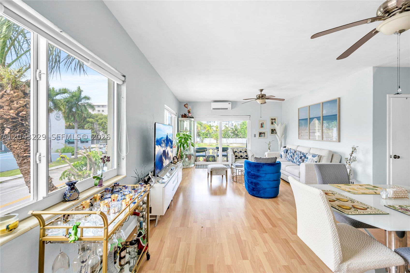 HARBOUR POINT CONDO - Residential