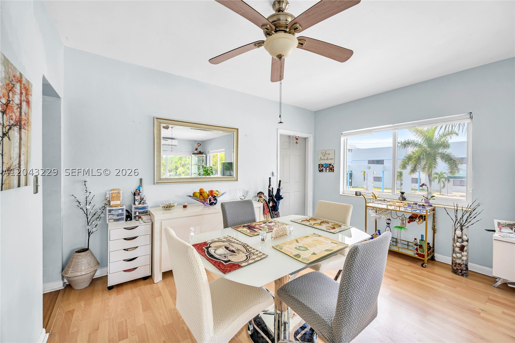 HARBOUR POINT CONDO - Residential