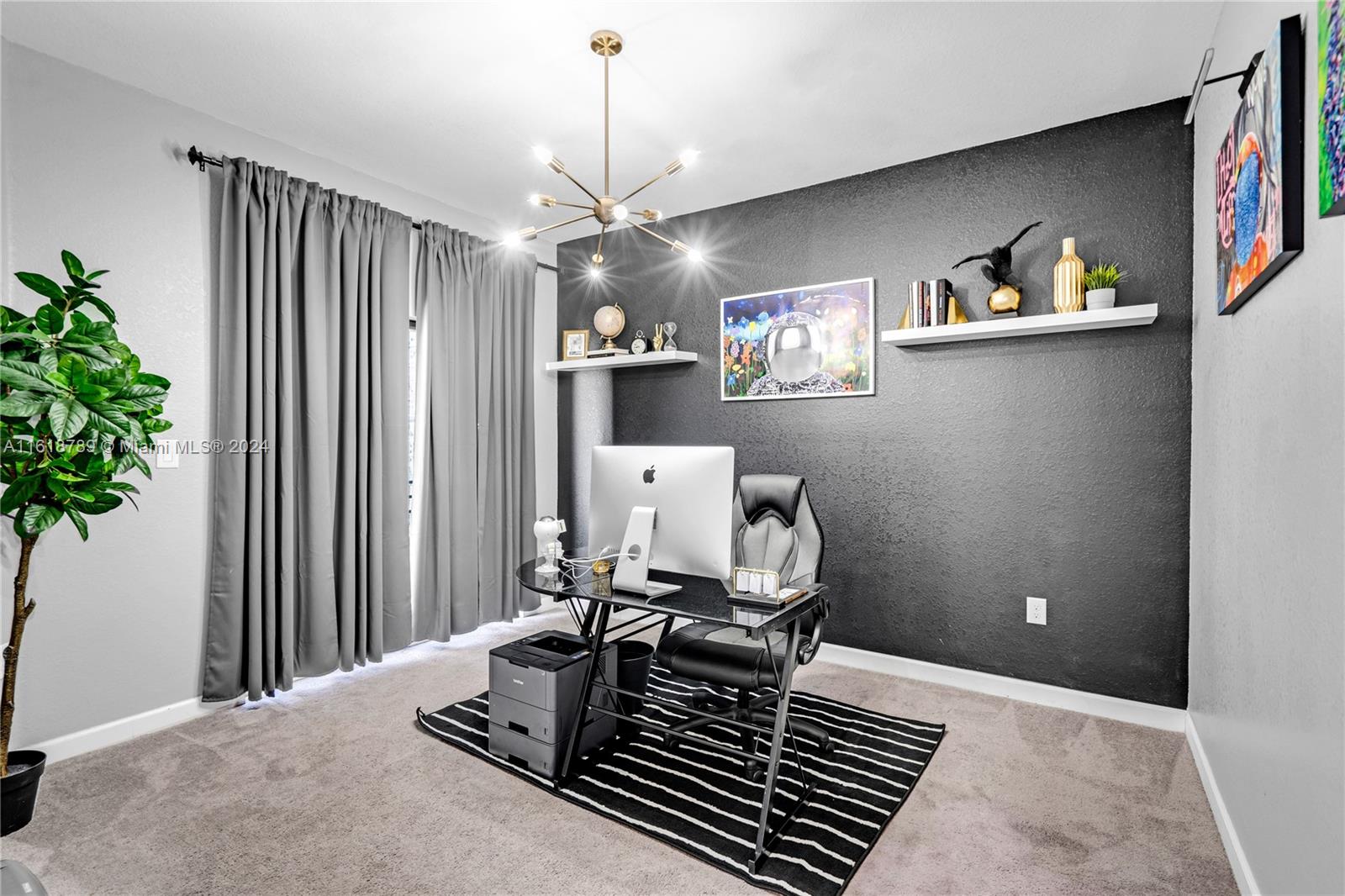 VIA VENTURA NEIGHBORHOOD - Residential