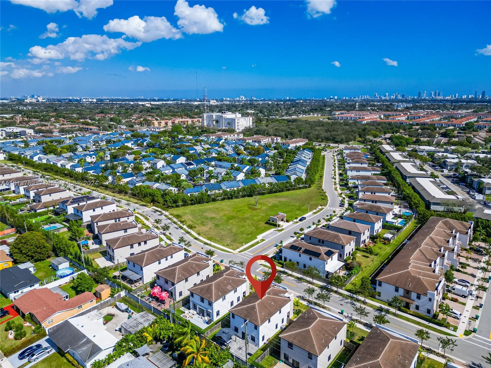 VIA VENTURA NEIGHBORHOOD - Residential