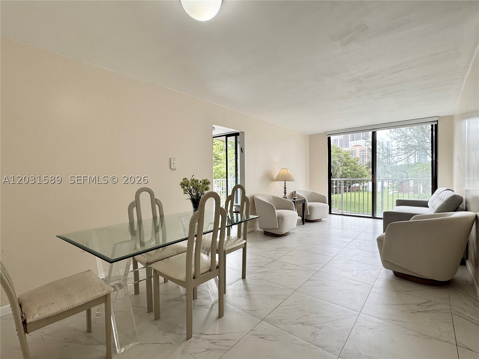 FAIRVIEW HOUSE CONDO - Residential