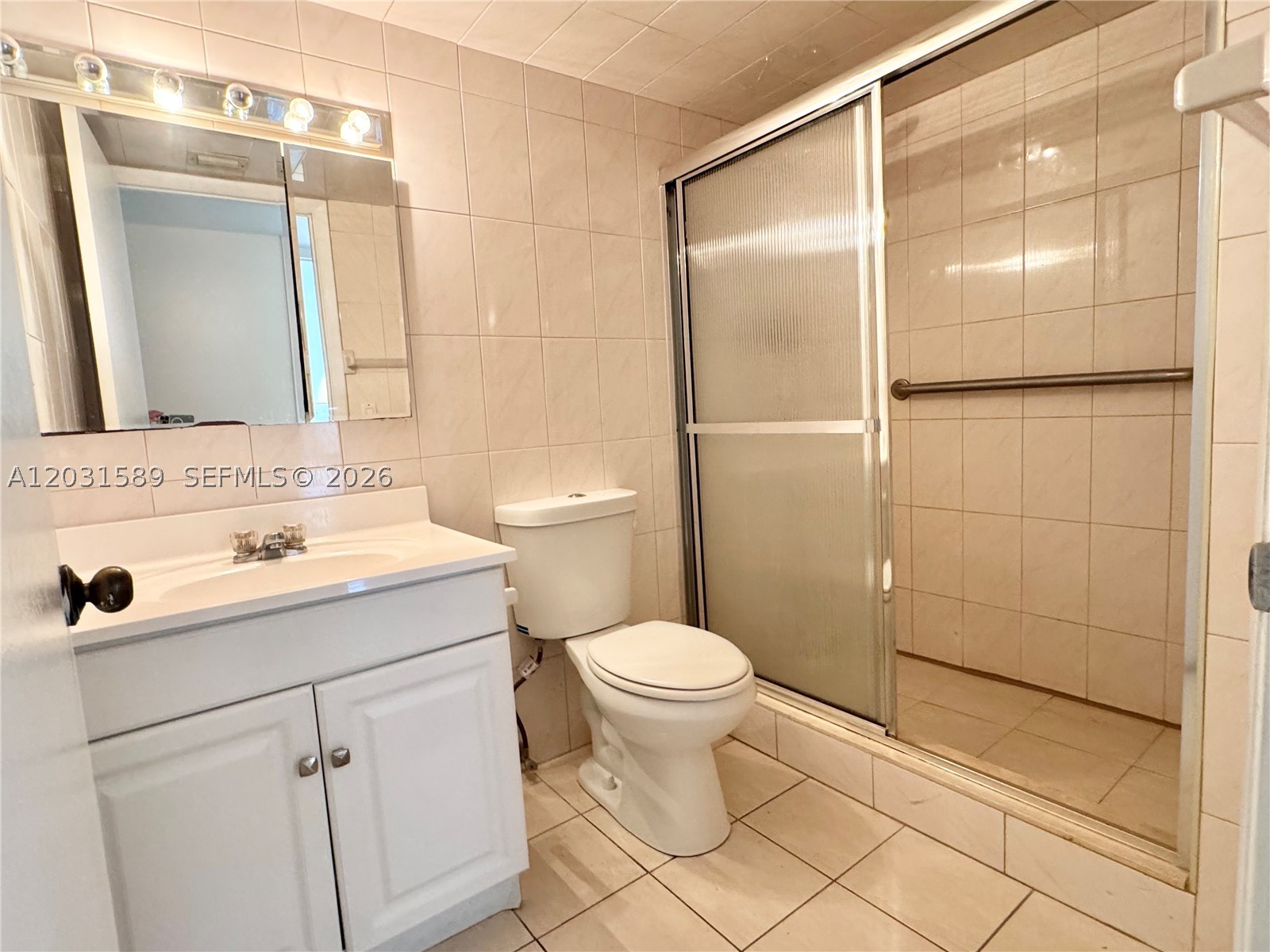 FAIRVIEW HOUSE CONDO - Residential