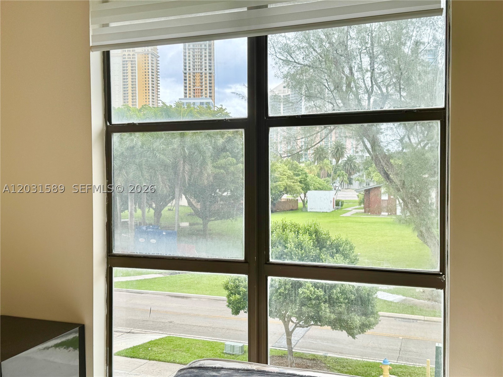 FAIRVIEW HOUSE CONDO - Residential