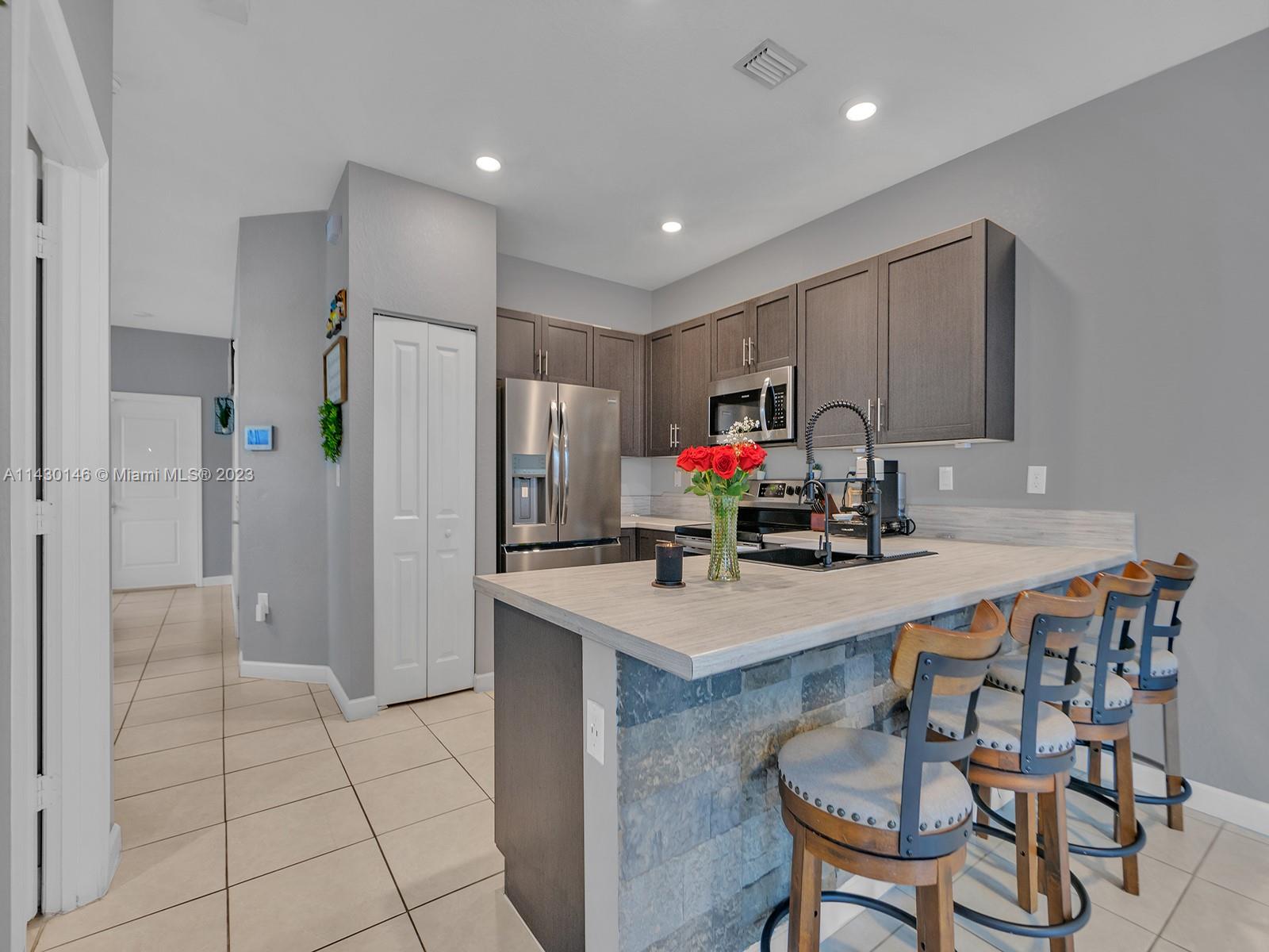 HOMESTEAD PARK OF COMMERC - Residential