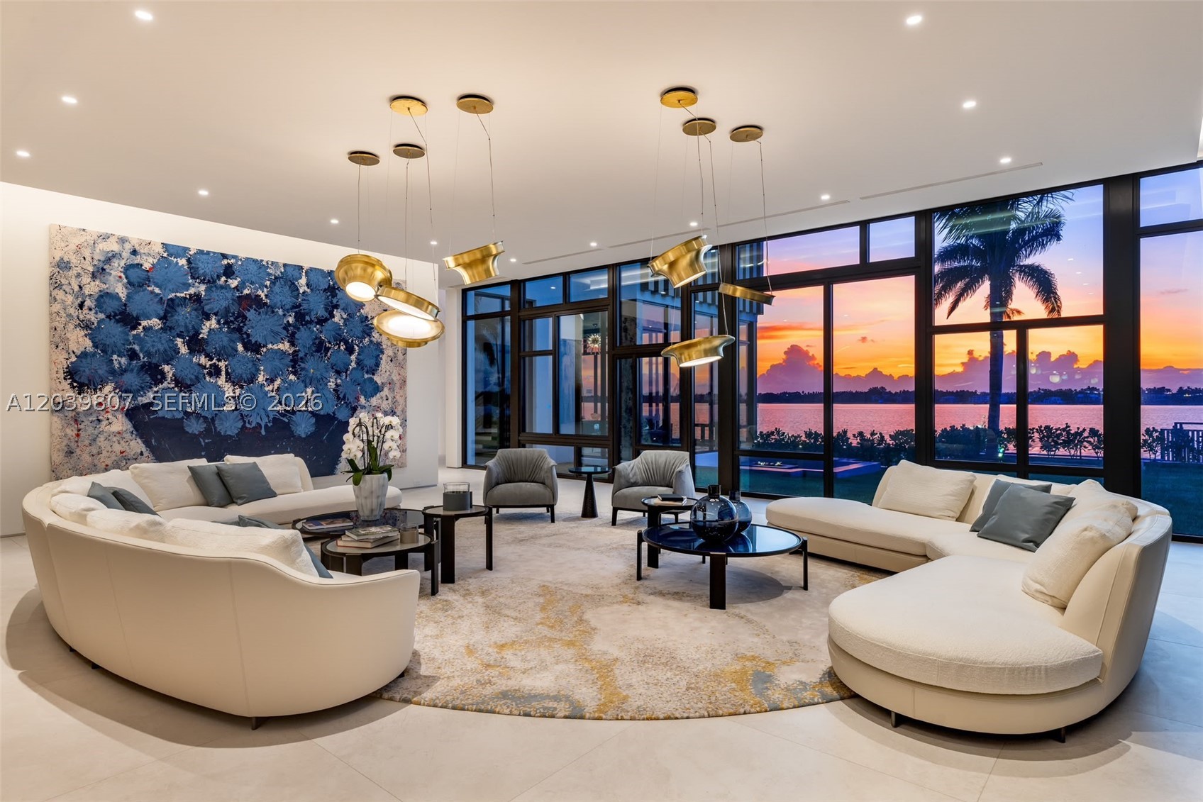 BEACH SHORES - Residential