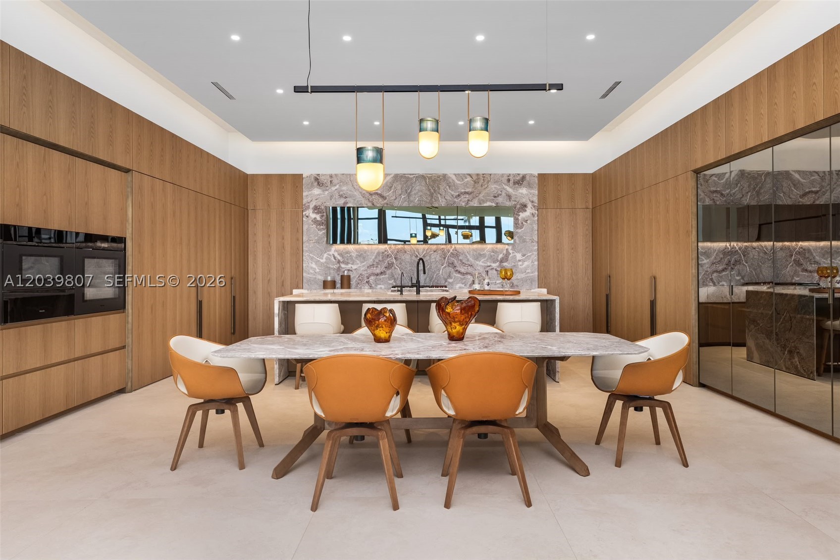 BEACH SHORES - Residential