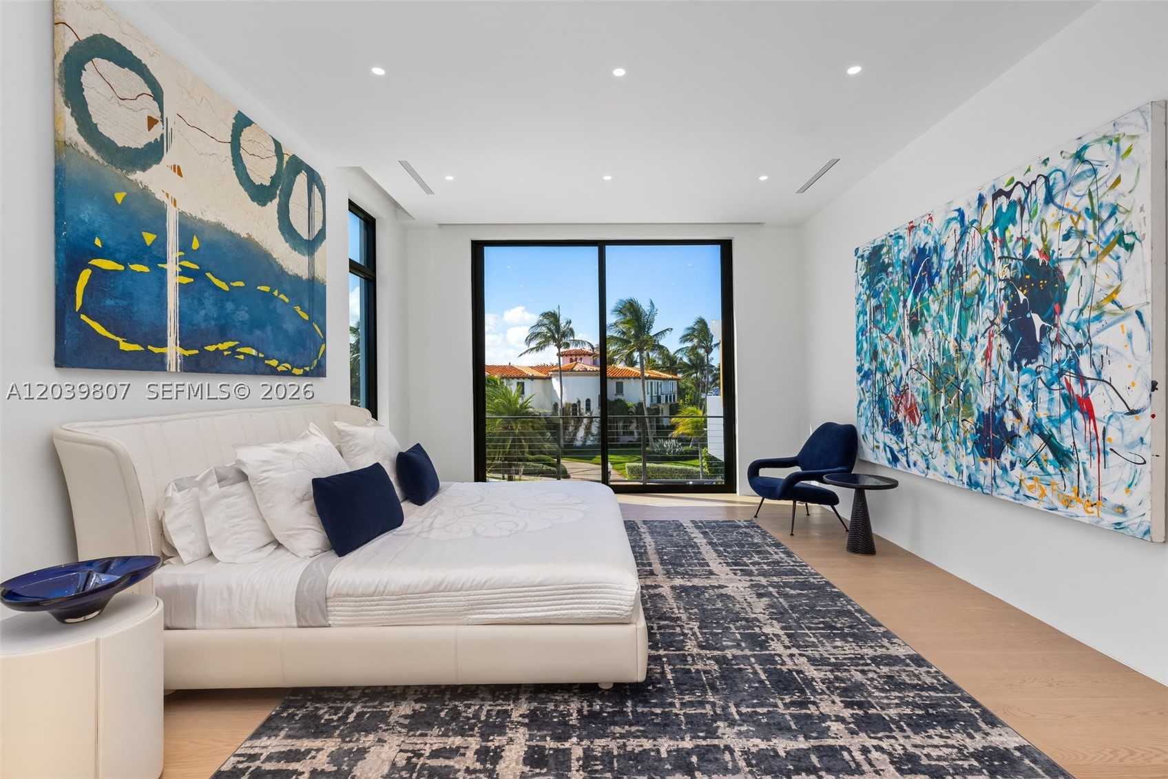 BEACH SHORES - Residential