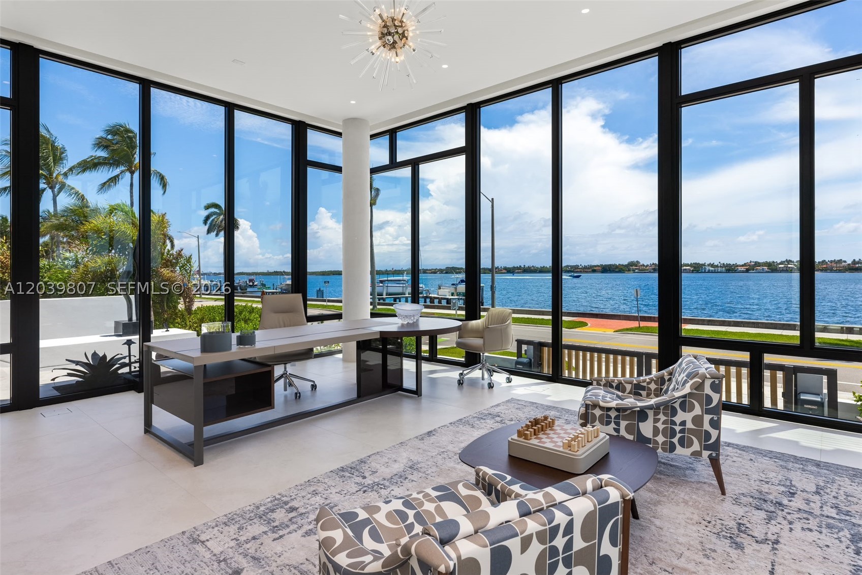 BEACH SHORES - Residential