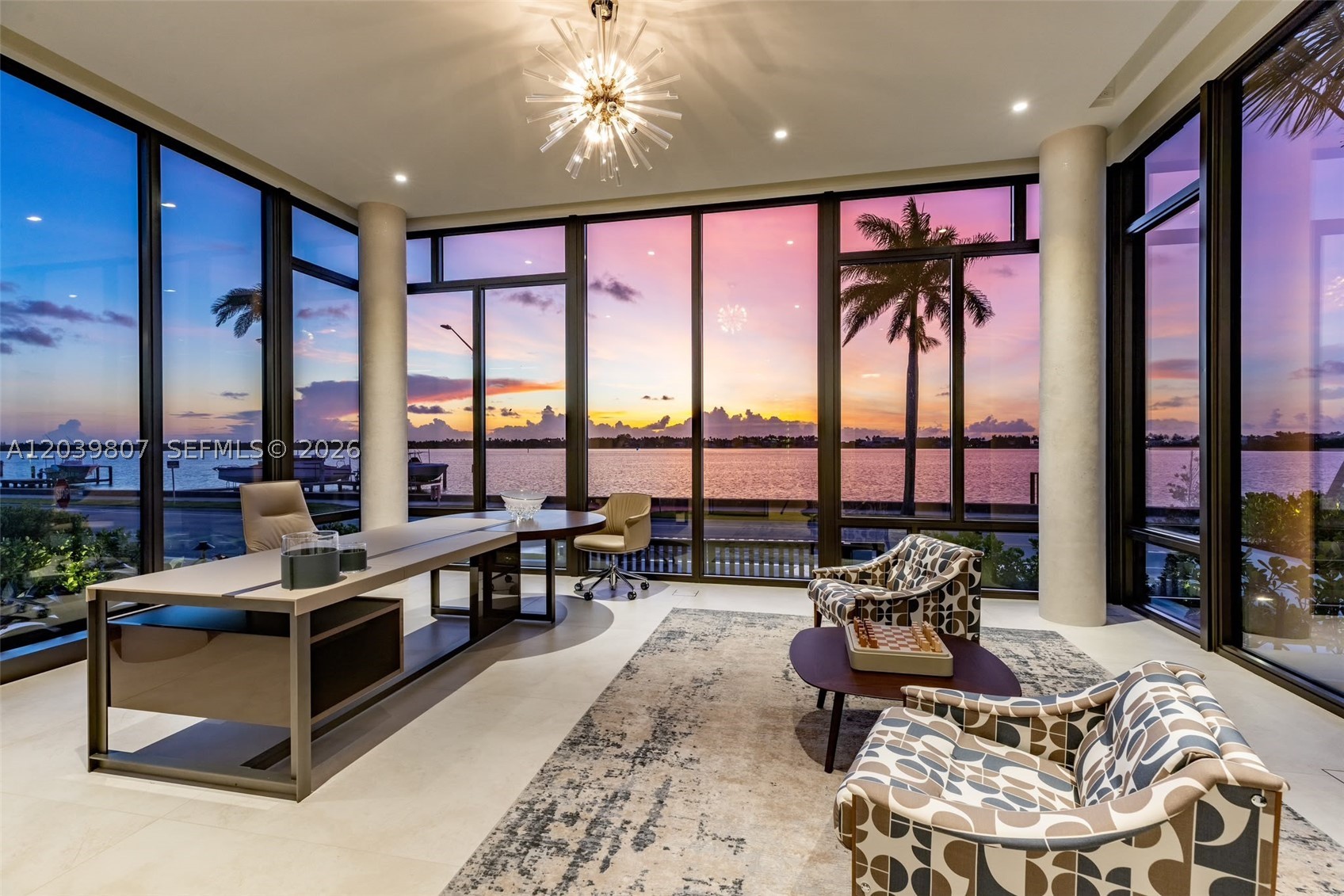 BEACH SHORES - Residential