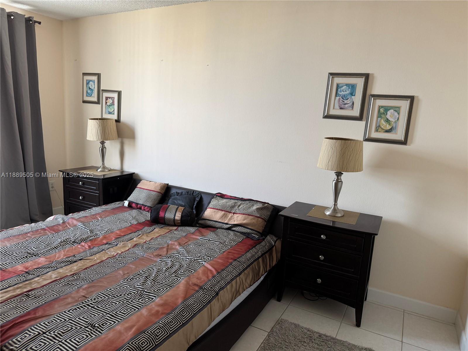 HEMISPHERES CONDO - Residential