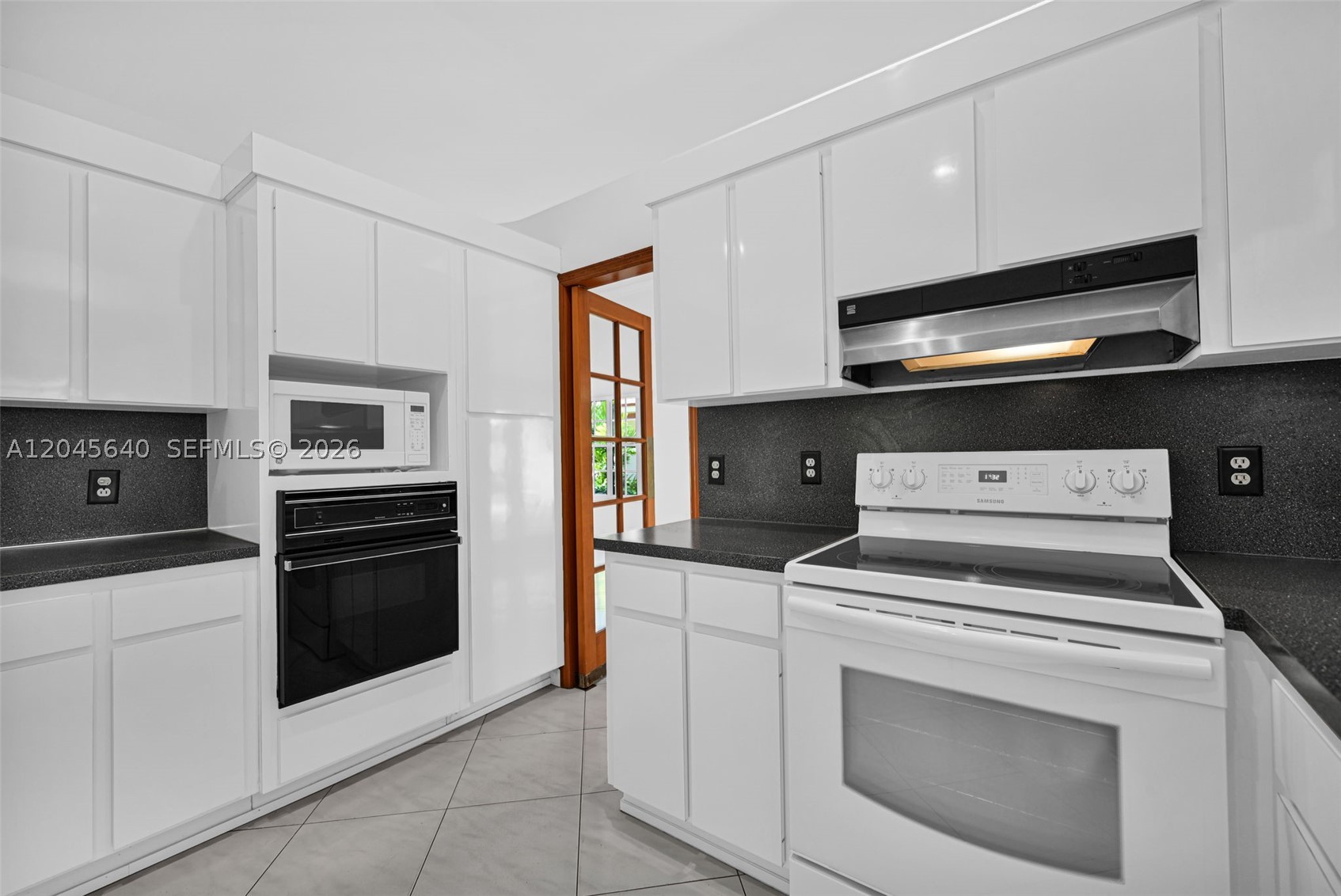 MARY ANN ESTATES 1ST ADDN - Residential