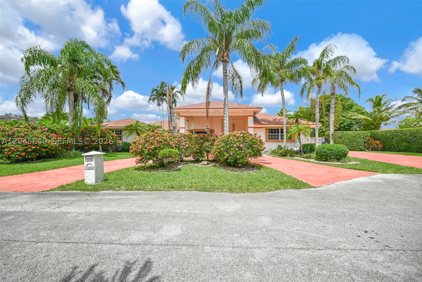 MARY ANN ESTATES 1ST ADDN - Residential