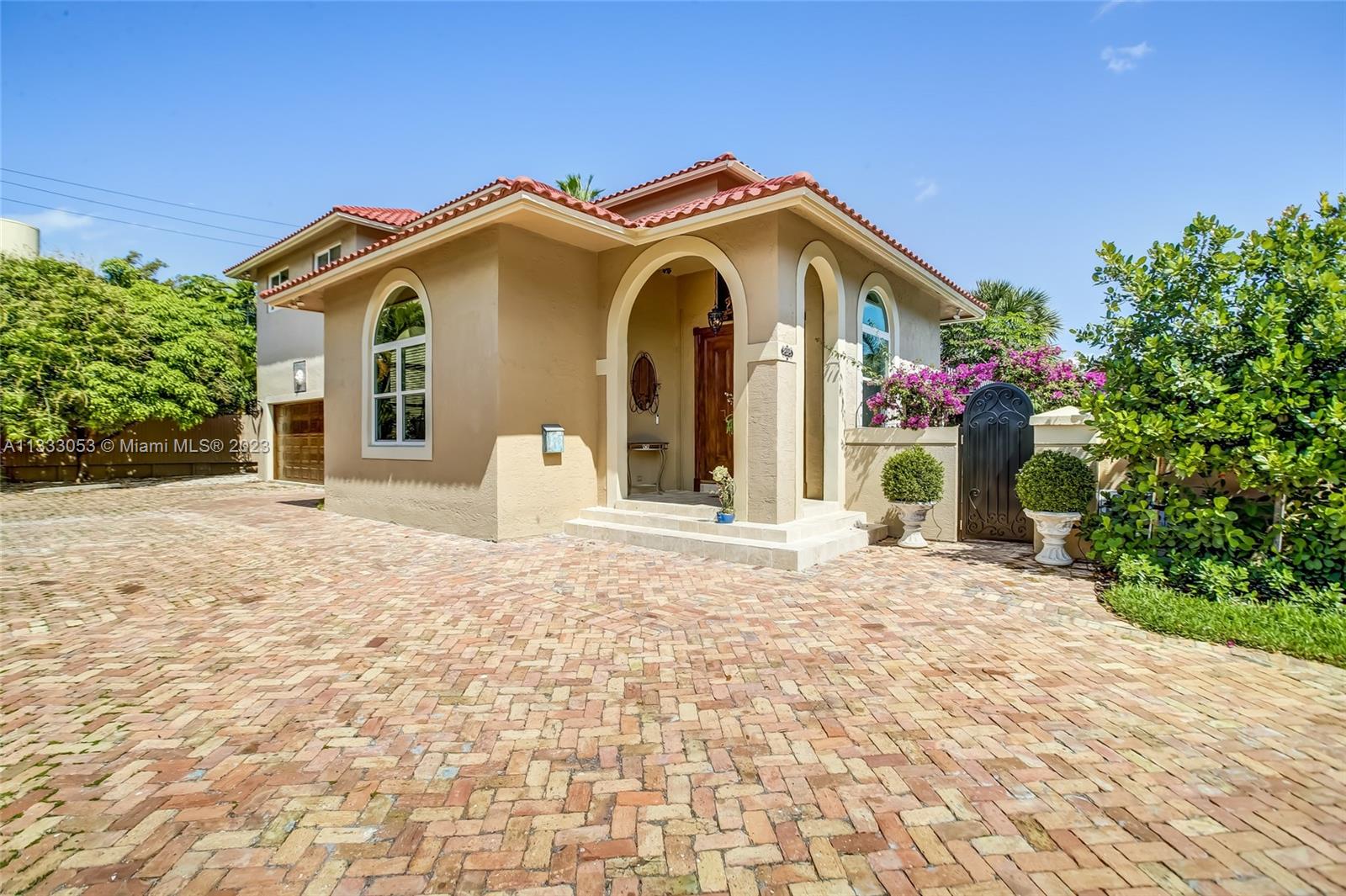 Sunrise Intracoastal opportunity, ready to move in. Magnificent 2 story custom built villa, 4 bed,3.5 bath, 2 car garage, lift ready, 10+ car driveway, bring your RV or boat.
Enjoy the pool/Jacuzzi area with a lushly landscaped fenced yard with plenty of sun all day. Living with Double sided gas fireplace, library, high ceilings throughout, updated kitchen and baths.
The Primary suite will spoil you with an expansive covered terrace overlooking the pool area.
Roof 2006, new supply water line, PVC drain pipe (no cast iron to replace) impact Windows & doors, newly installed A/C, pool/spa salt system, gas generator for whole house. Seller Includes architecture plans to increase under A/C living area to over 4000 sqf.
Available Option to buy together with next door home 2317 Ne 8Th St