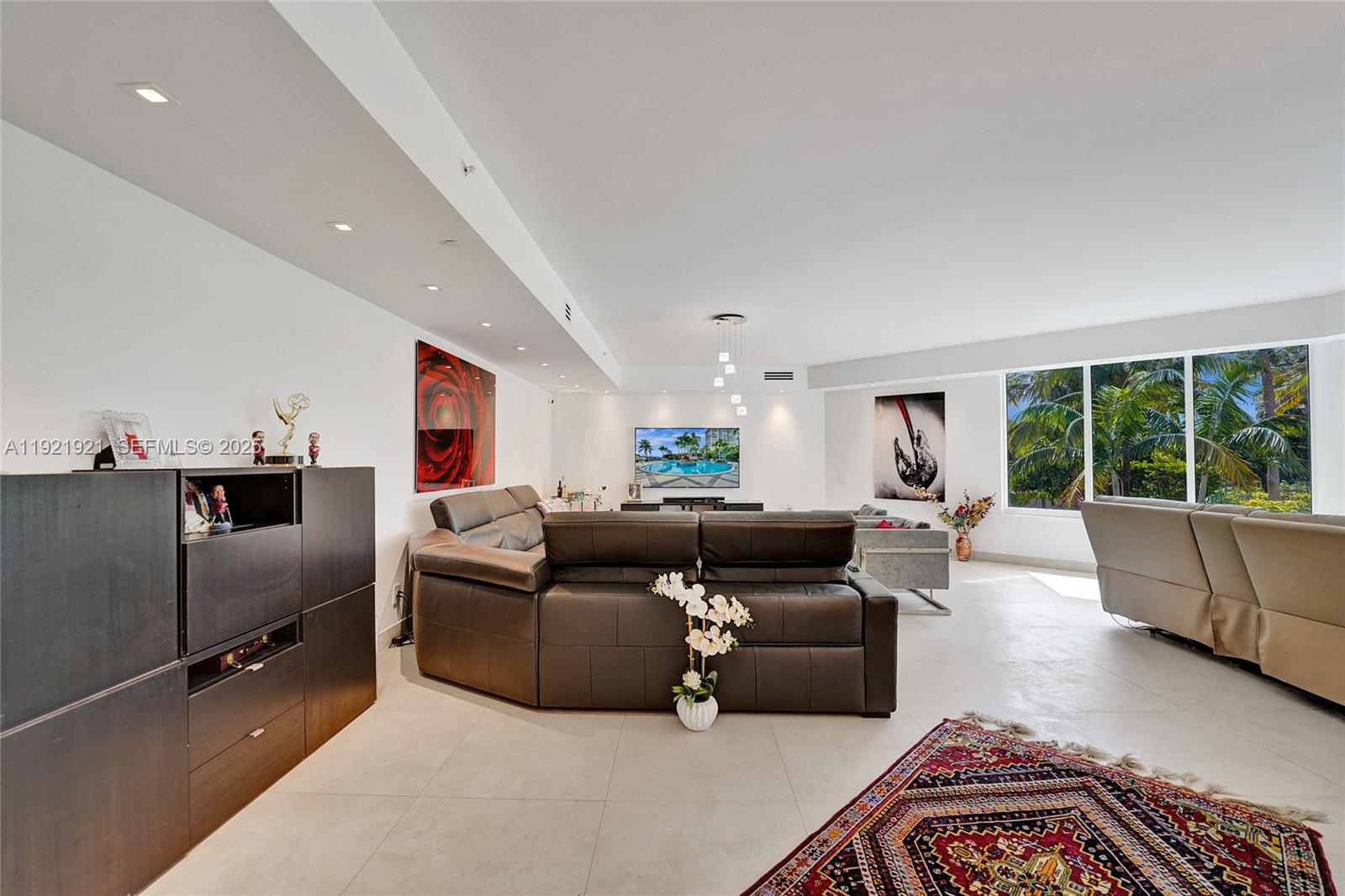 ATLANTIC I AT THE POINT C - Residential