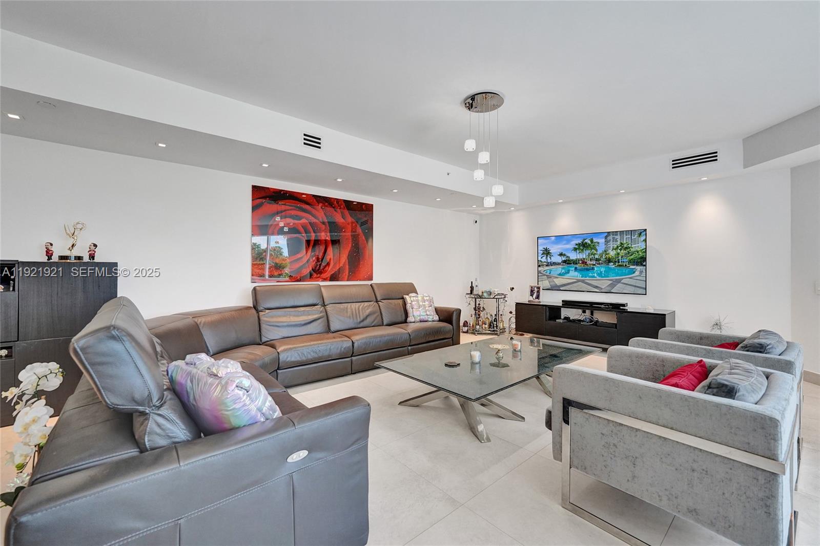 ATLANTIC I AT THE POINT C - Residential