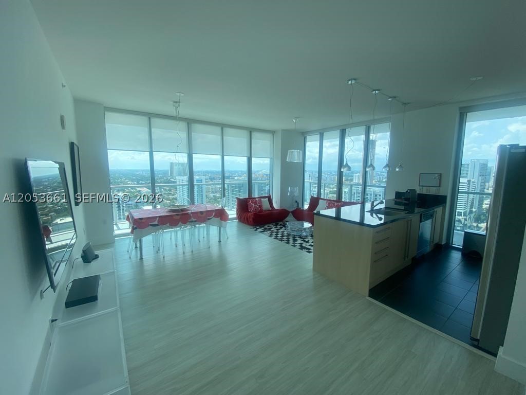 THE AXIS ON BRICKELL COND - Residential Lease