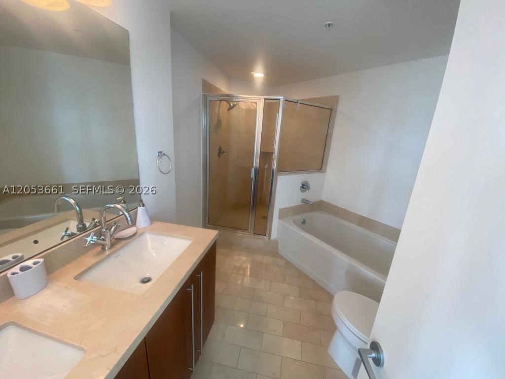 THE AXIS ON BRICKELL COND - Residential Lease