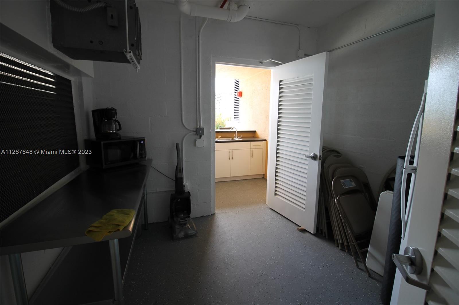 GABLES PARK TOWER - Residential Lease
