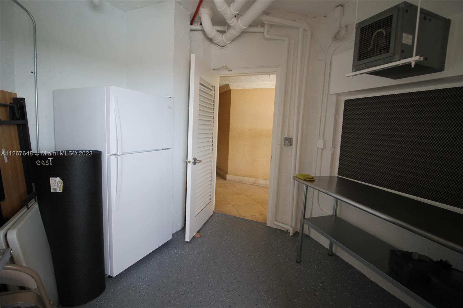 GABLES PARK TOWER - Residential Lease