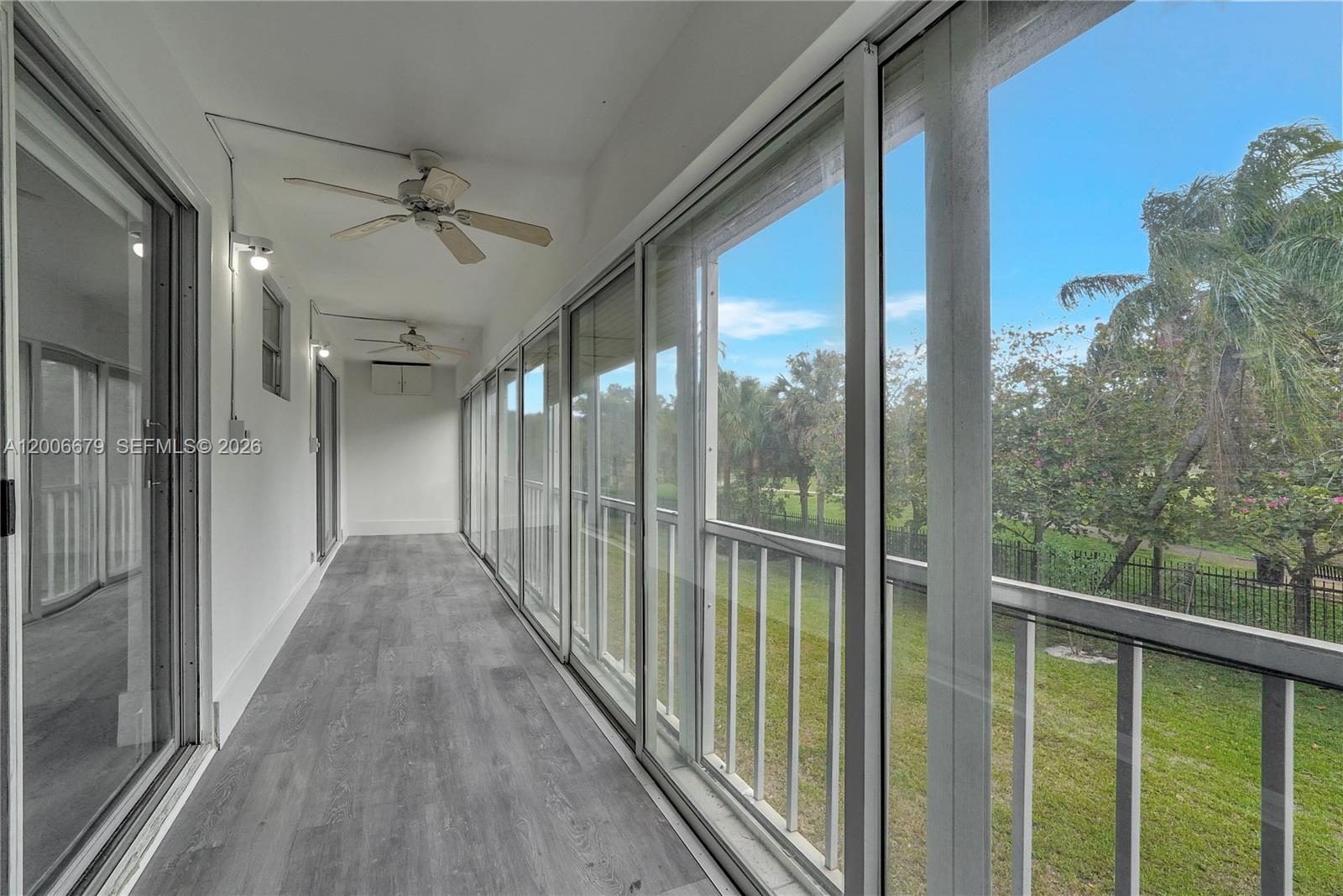 HILLCREST COUNTRY CLUB AP - Residential