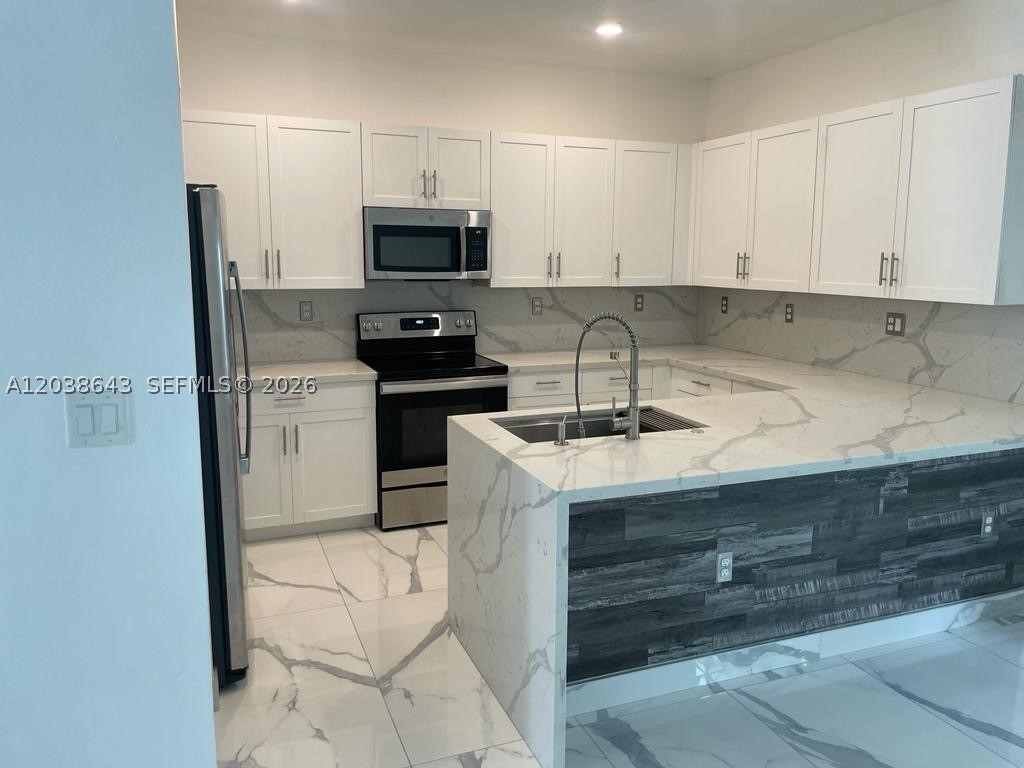 AQUABELLA SECTION TWO - Residential