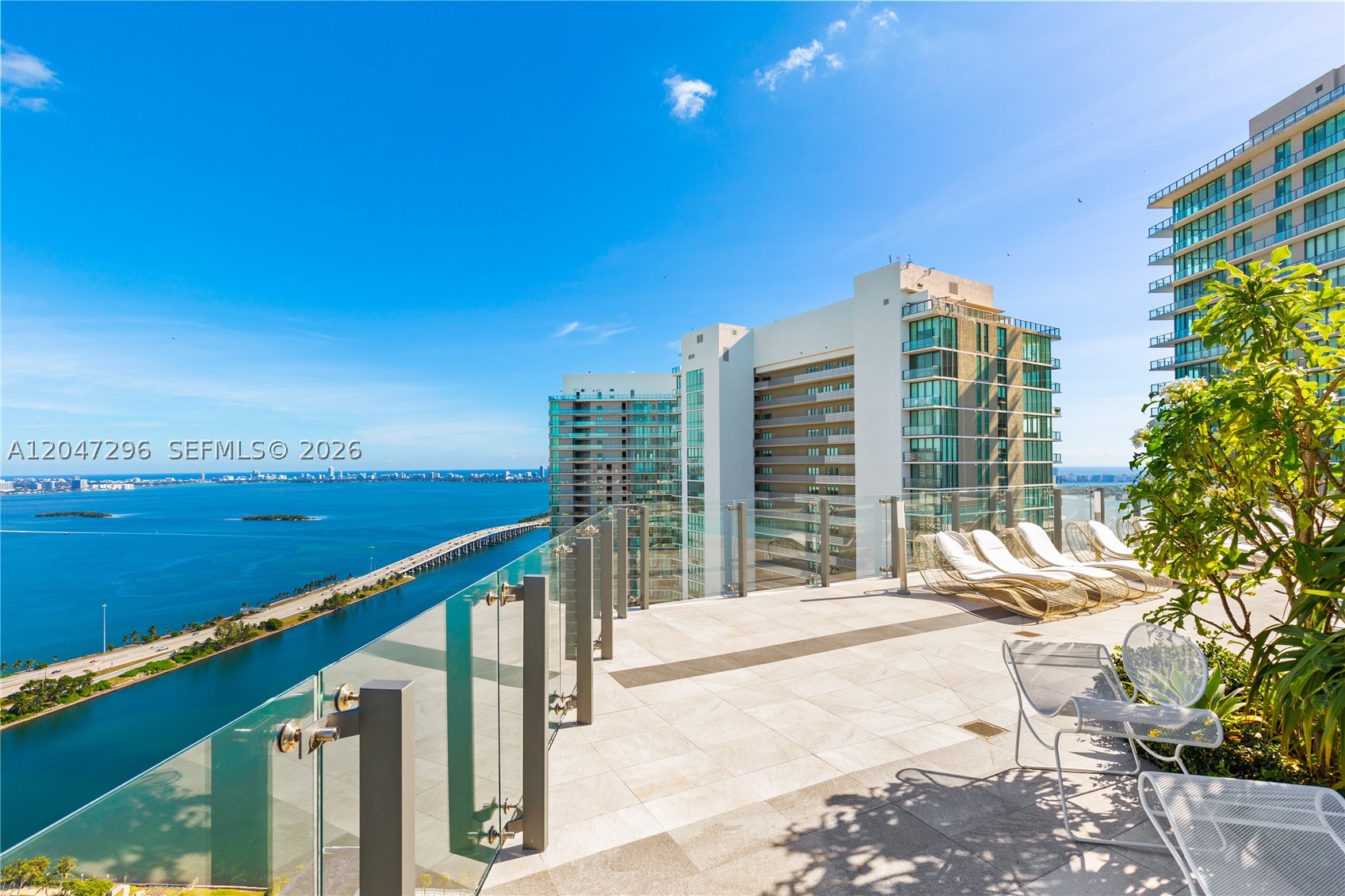 PARAISO BAYVIEWS CONDO - Residential Lease